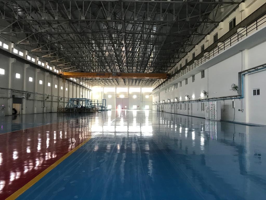 Premium Glossy Industrial Epoxy Floor